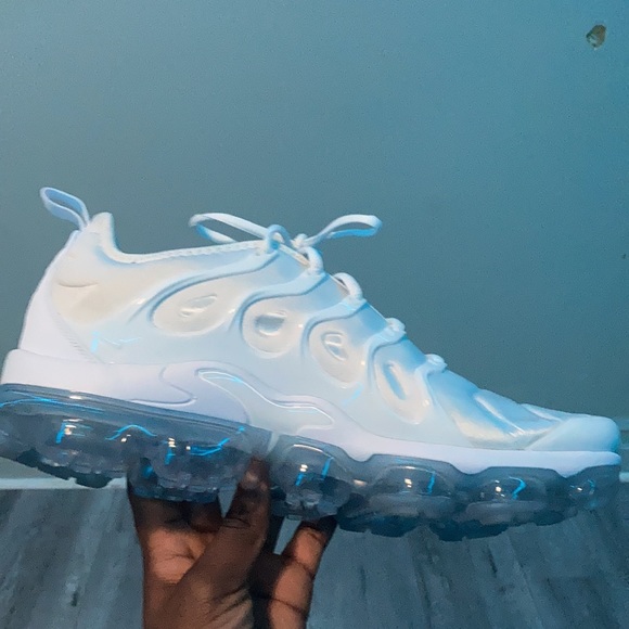 New Nike Vapormax all white - Picture 4 of 4